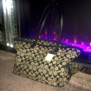 👛 COACH PURSE/TOTE RARE STRIPED TAG👛 • USED